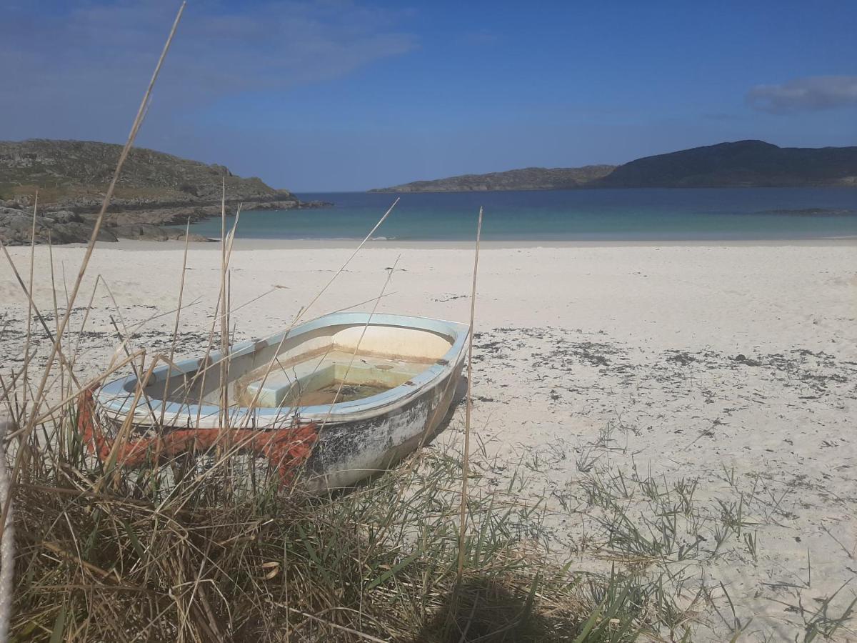 Pollan-Na Clach Cabin แลร์ก ภายนอก รูปภาพ